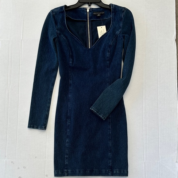 Guess Dresses & Skirts - New Guess Dark Blue Long Sleeve Dress